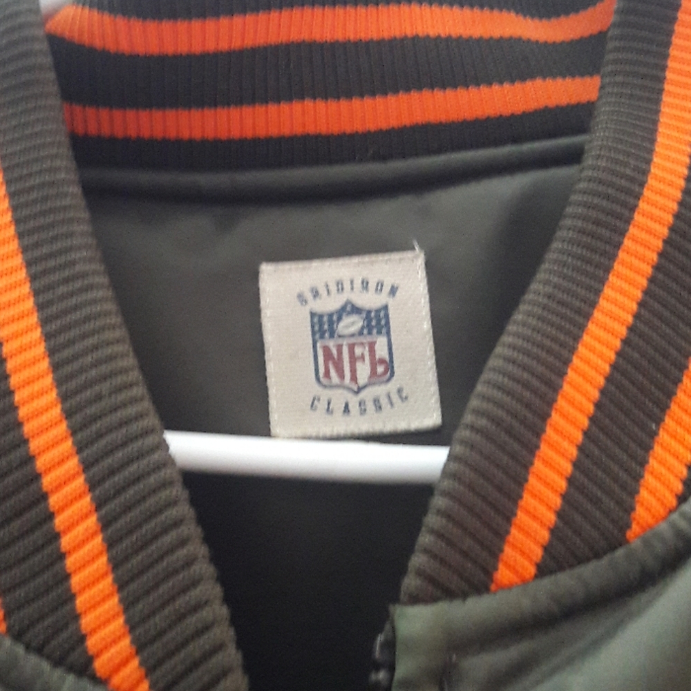 Jacket - Picture 7 of 8